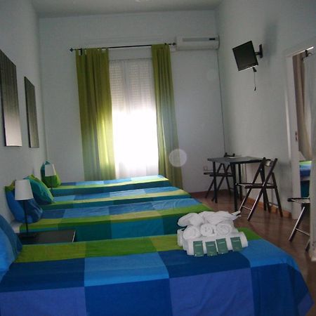 Puerta Del Sol Rooms มาดริด ห้อง รูปภาพ
