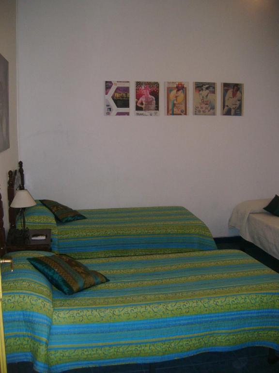 Puerta Del Sol Rooms มาดริด ห้อง รูปภาพ
